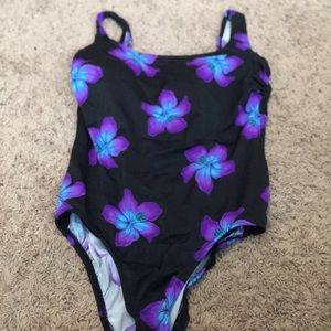 Women’s size 14 bathing suit